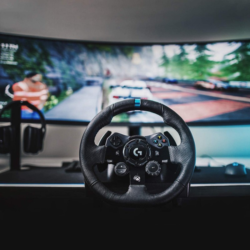 Logitech G923 Racing Wheel and Pedals for Xbox One and PC