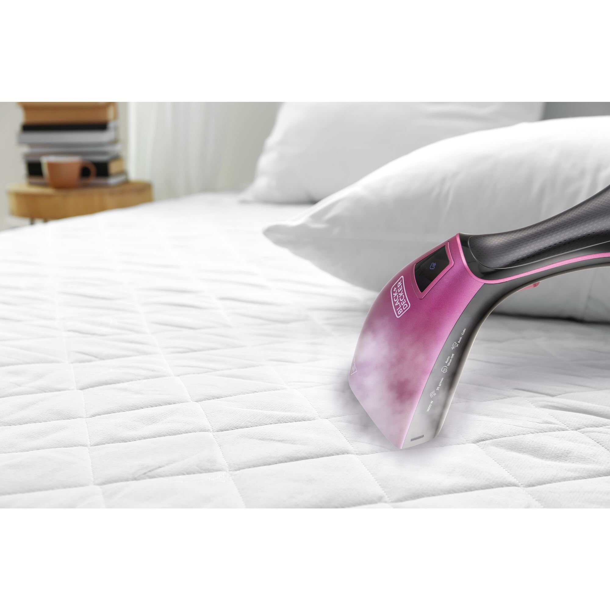 Black+Decker Digital Garment Steamer 1600W – HSTD1600 Black+Decker Digital Garment Steamer 1600W – HSTD1600