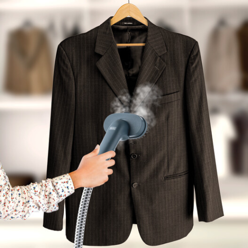 B+D-Garment-Steamer-GST1820